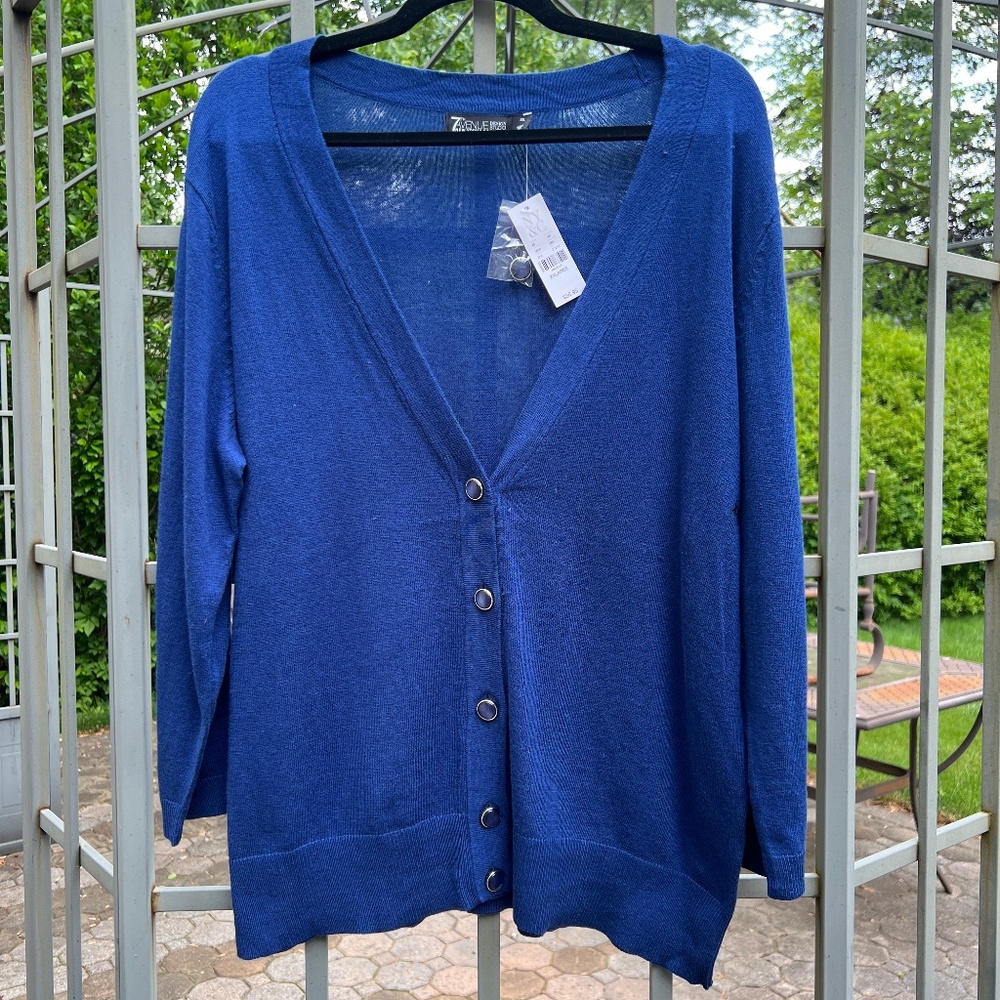 NWT NY&Co 7th Ave V-Neck Jeweled Button Chelsea Cardigan - Size XXL